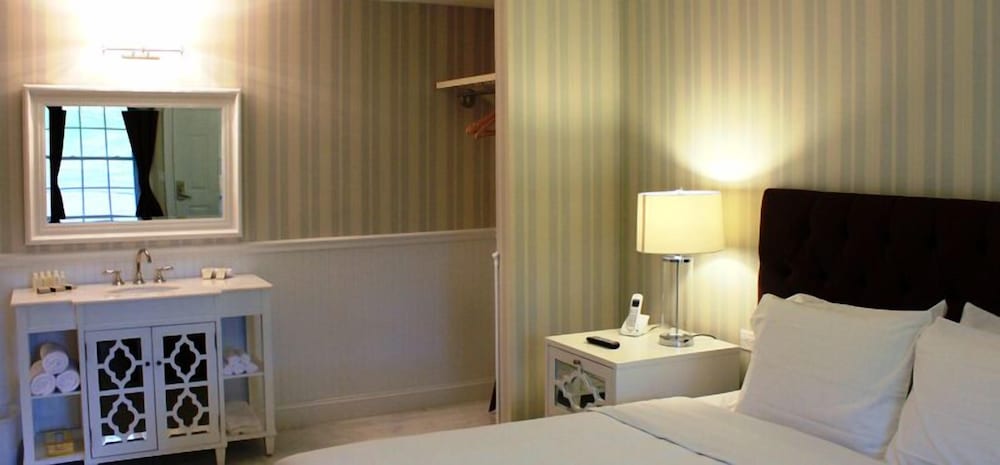 The Milestone Inn 1/5