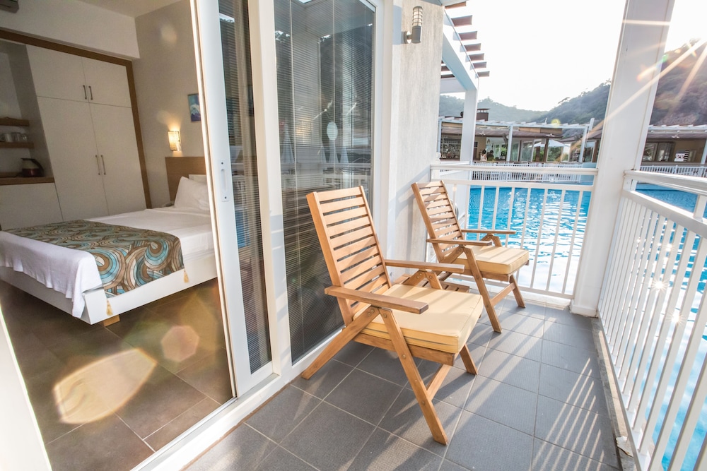 Mozaik Swim Up Hotel and Apartments 20/50