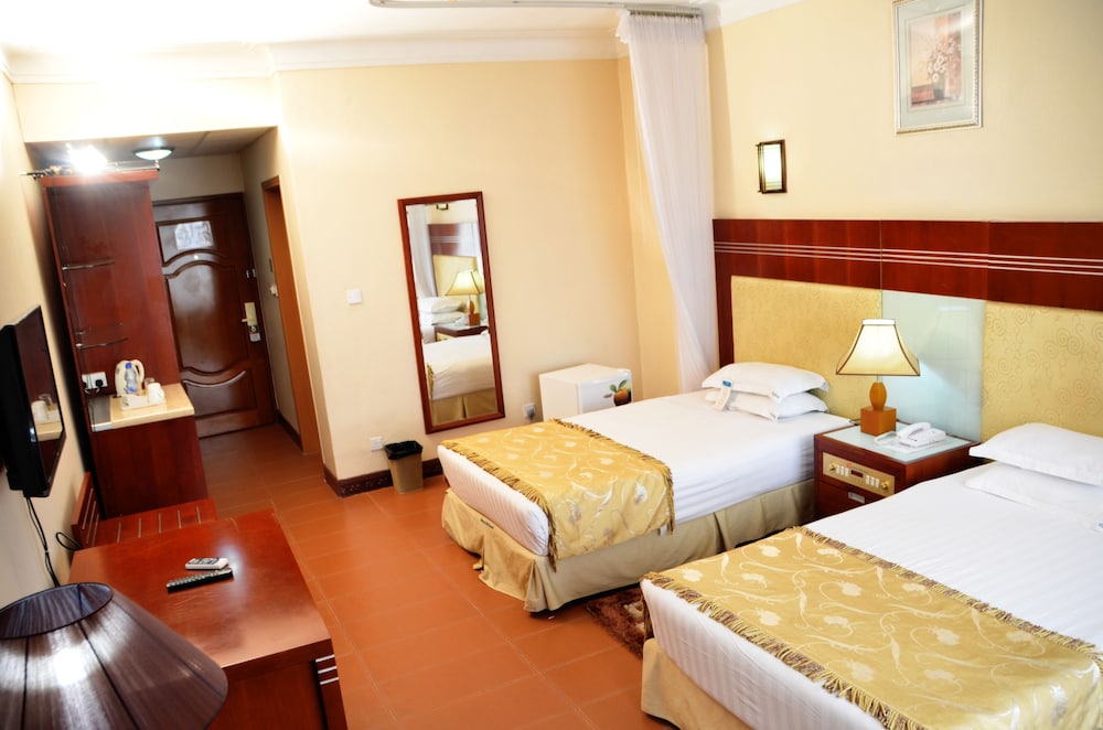 Hotel Africana 20/65