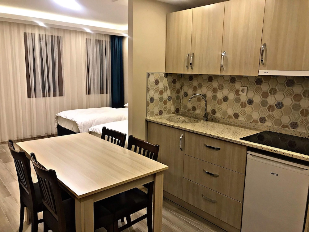 Sezgin Hotel 32/48