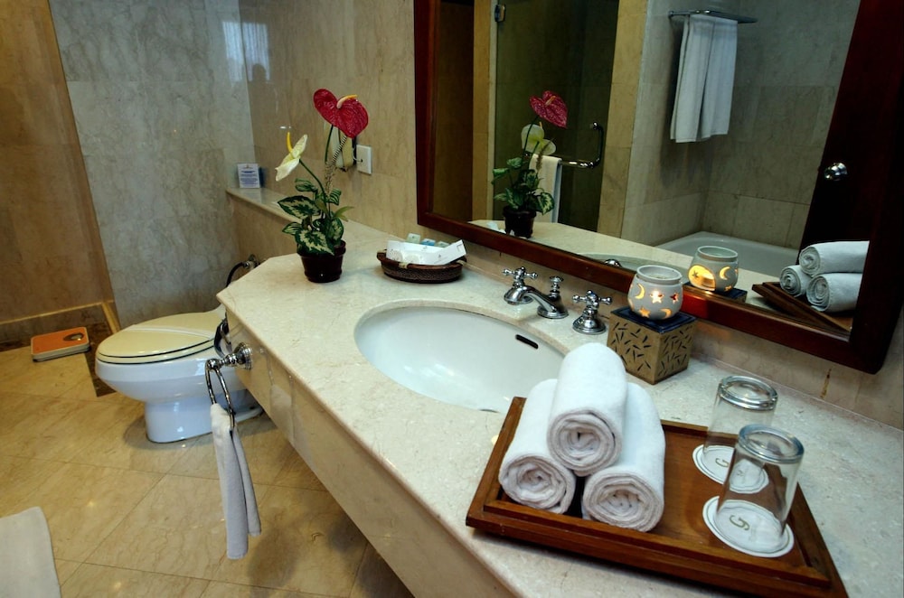 Makassar Golden Hotel 35/46