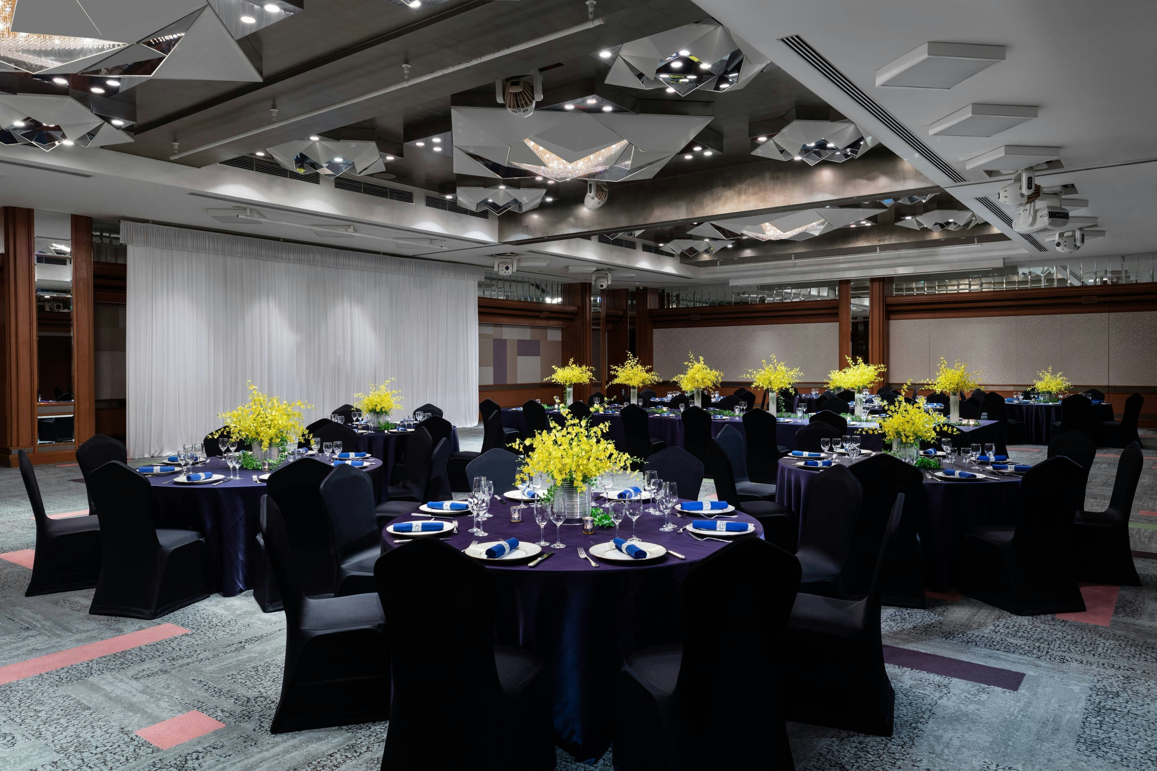 Courtyard By Marriott Tokyo Ginza Hotel 33/37