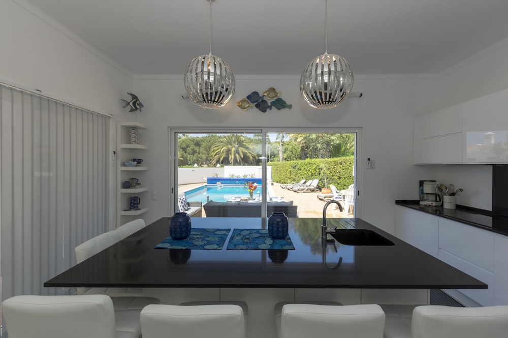 Rocha Brava Village Resort 54/77
