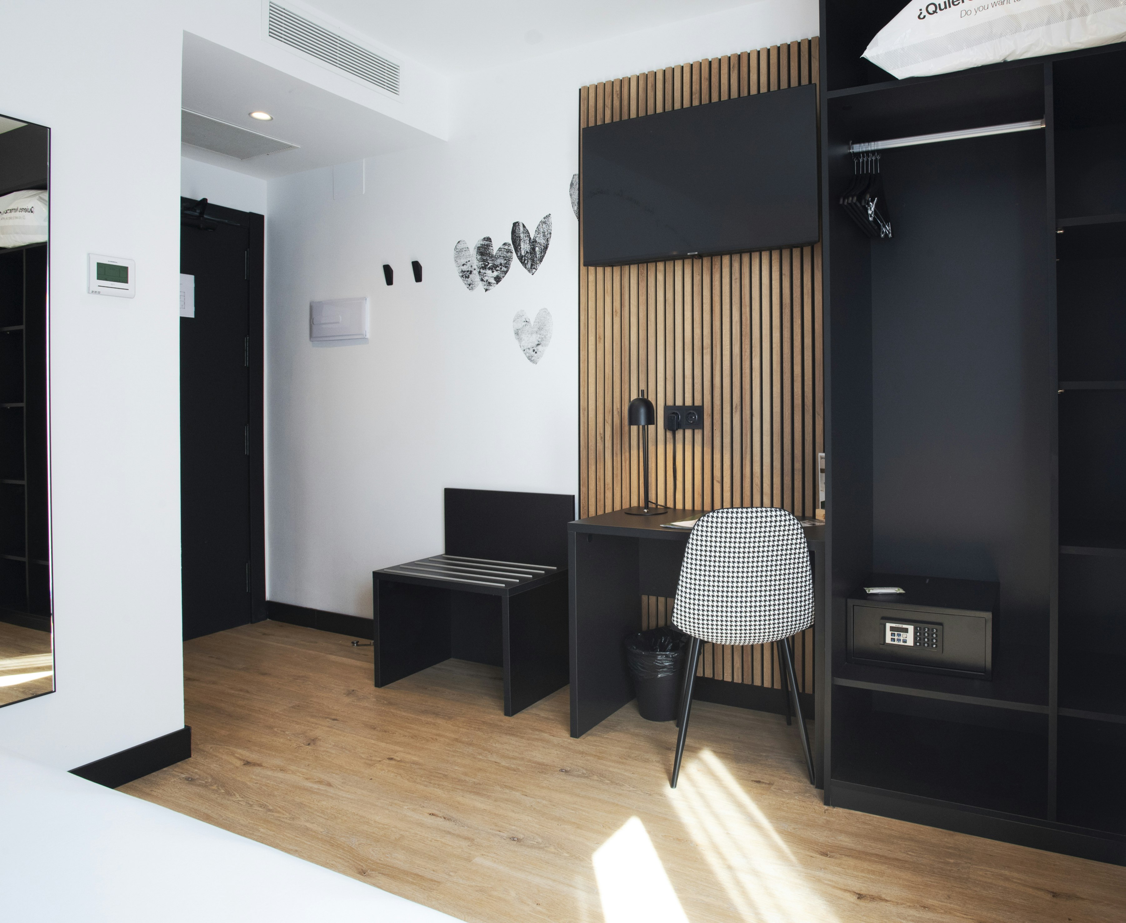 Hotel Sercotel Plana Suites 36/53