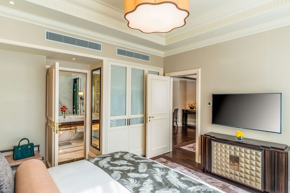 Caravelle Hotel Saigon 15/80