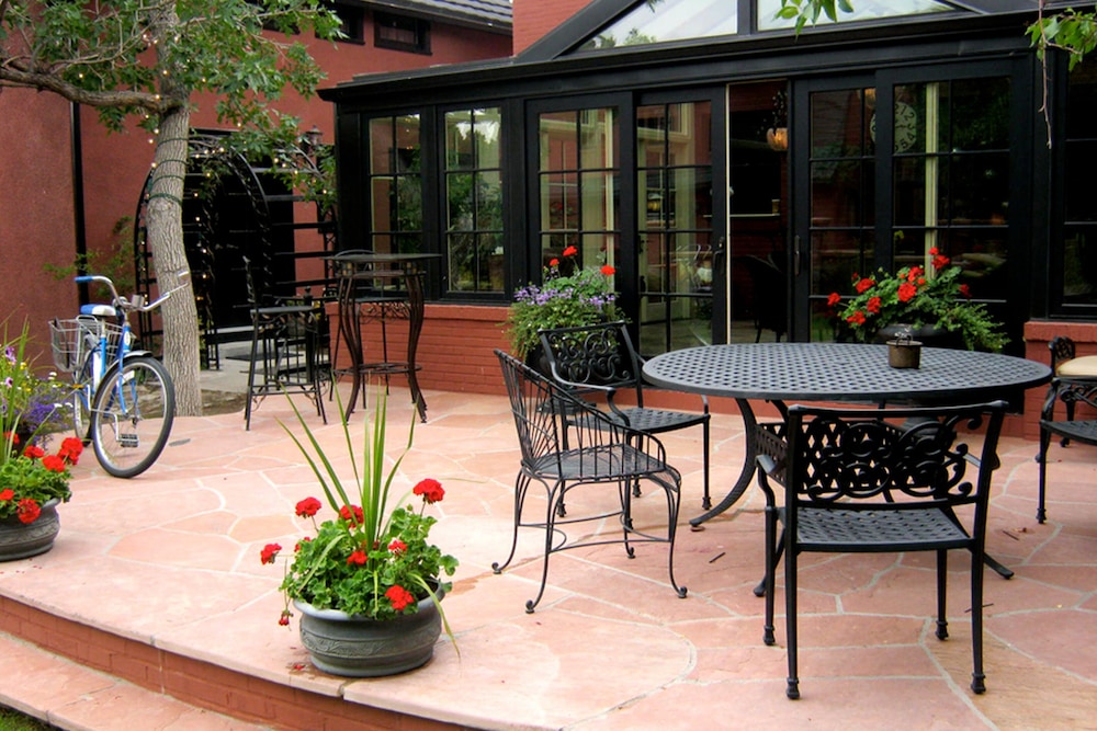 Chamberlin Inn 39/42