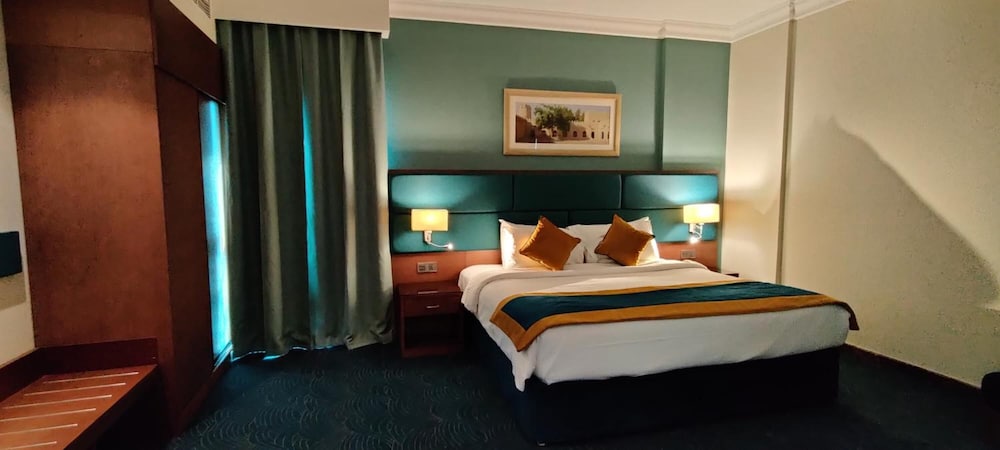 DoubleTree by Hilton Dubai Port Saeed. 16/65