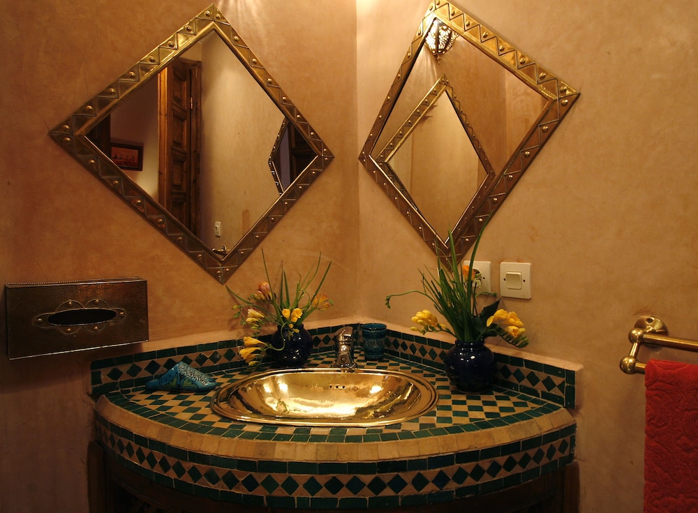 Riad Amina 40/75