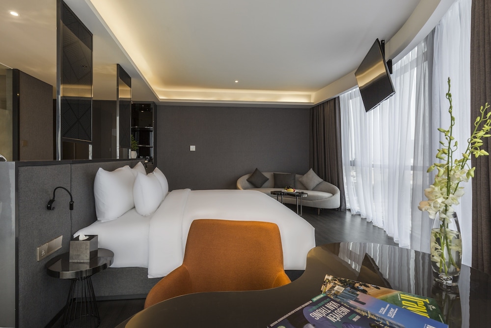Stella Maris Beach Da Nang 32/72