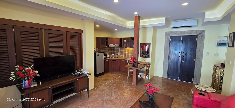 Nirvana Boutique Suites 34/50