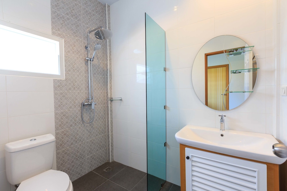 Gala Villa New Modern Luxury 5 Bed 20/22