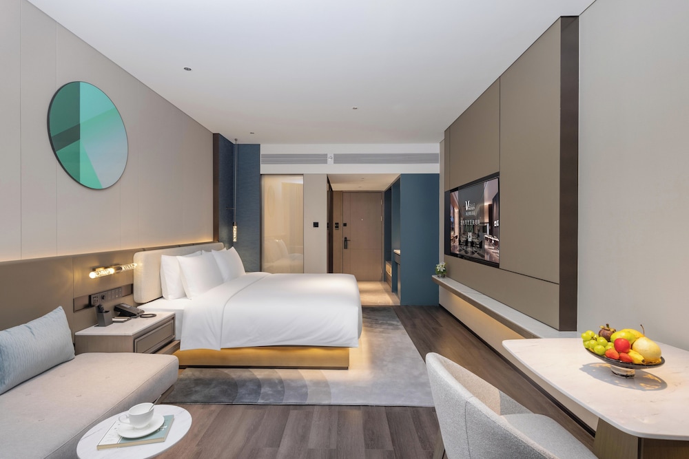 Grand Madison Shenzhen Longhua Yujing 16/30