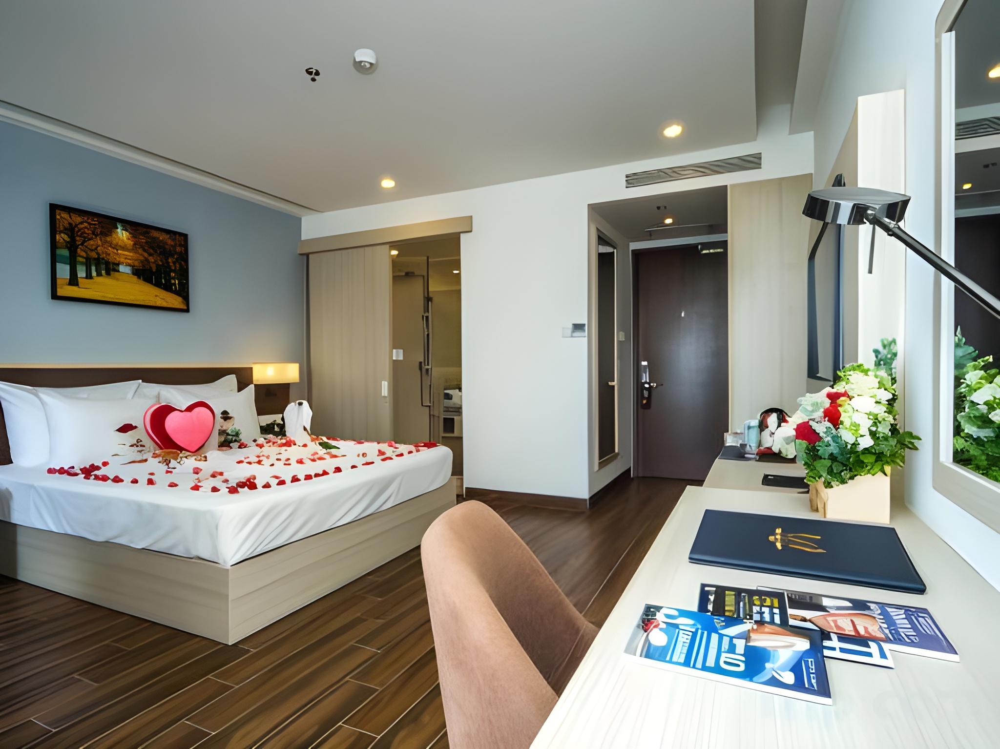 Senior, Double Bed, Sea View