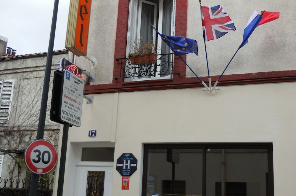 Hotel Le Petit Chateau 3/39