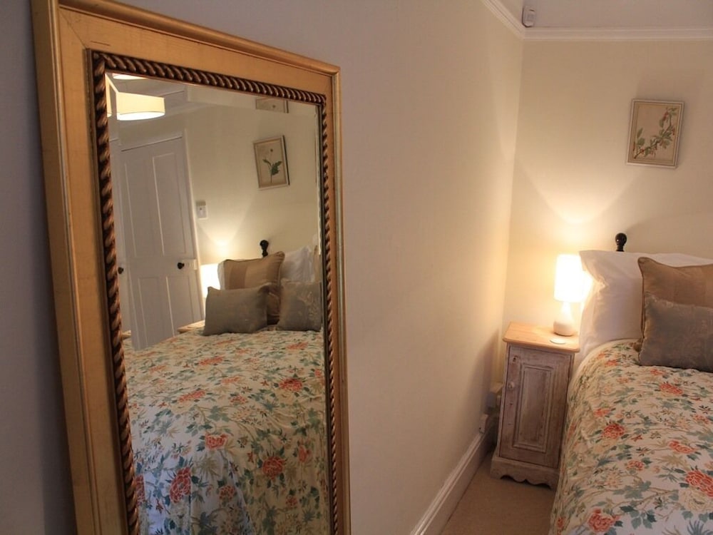 Church Farmhouse B & B 28/34
