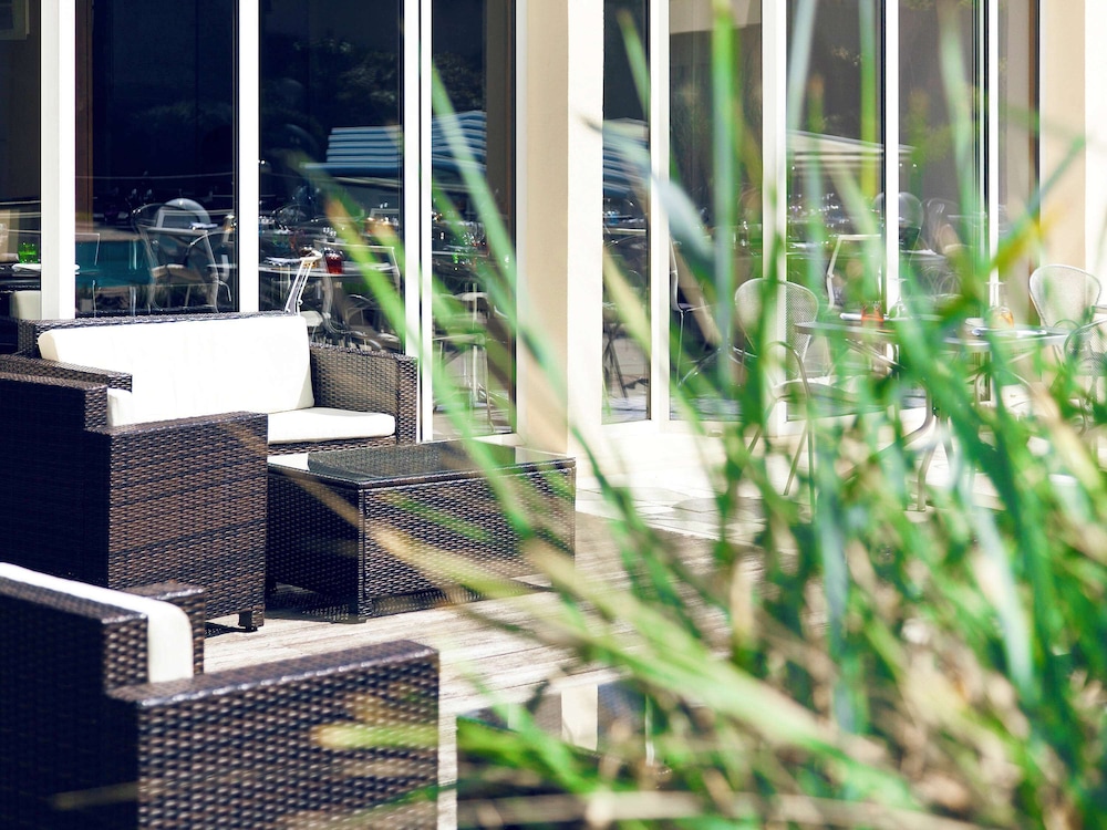 NOVOTEL CHARTRES 68/70
