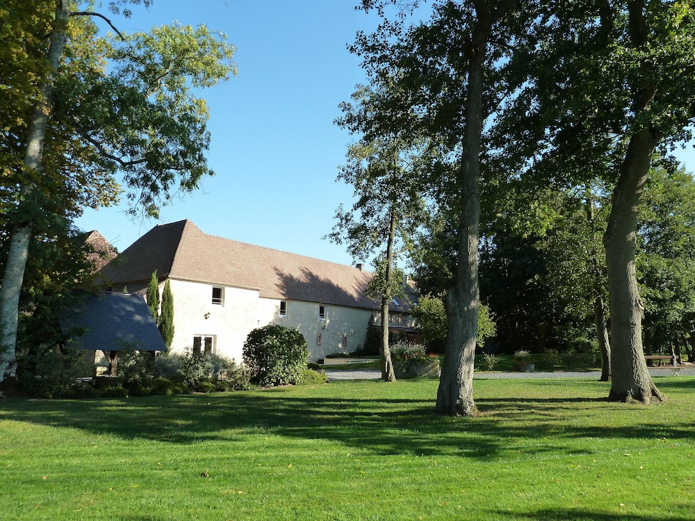 Domaine De La Tour 29/39