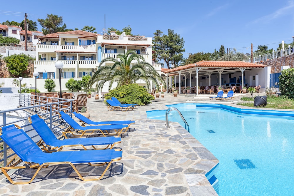 Stafylos Suites Boutique Hotel 33/50