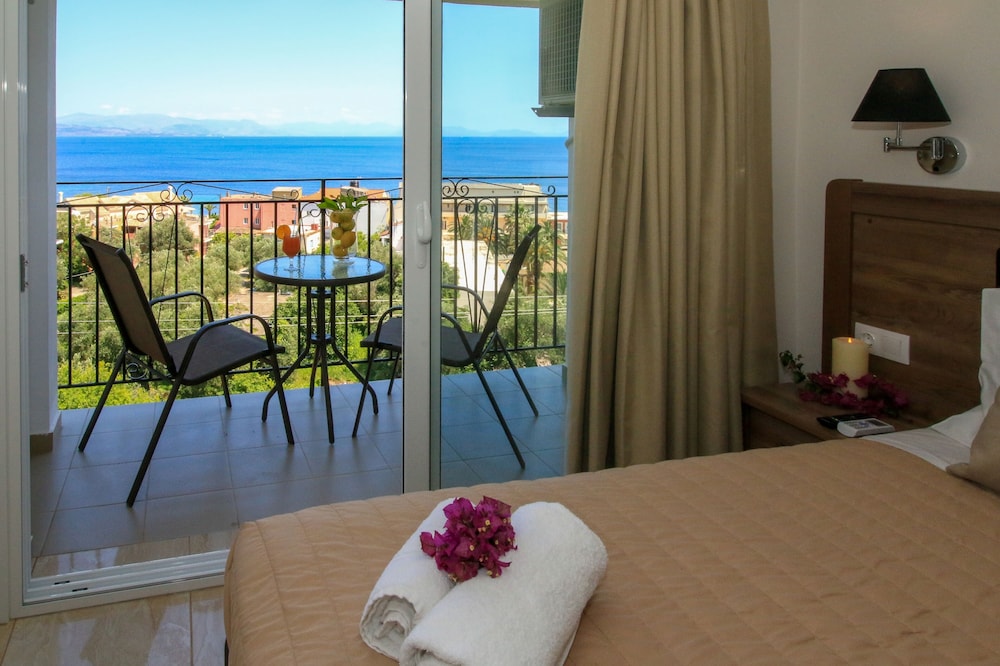 Hotel Yannis Corfu 8/39