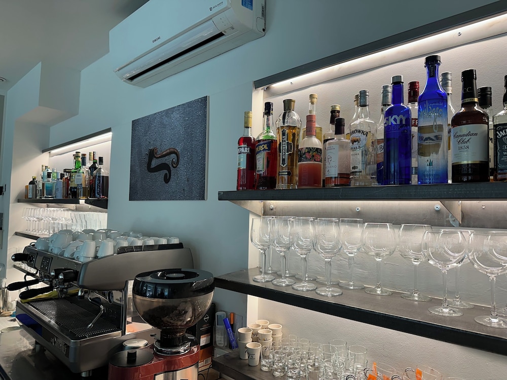 Azur Hotel 36/59