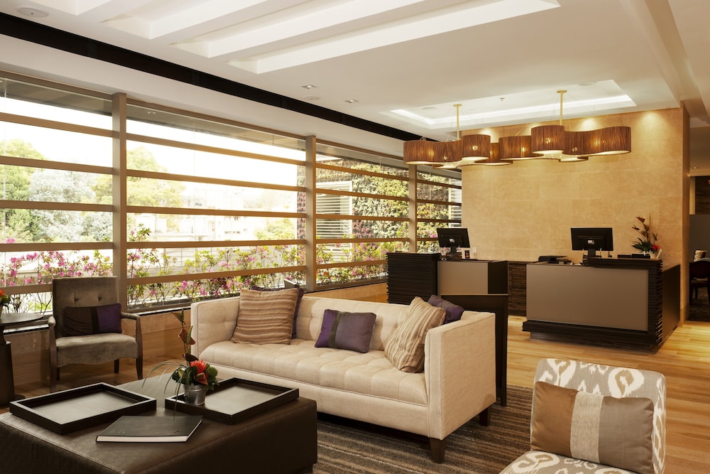 Ek Hotel 36/49
