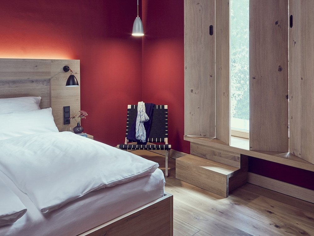 SUPERIOR, DOUBLE BED, GARDEN VIEW