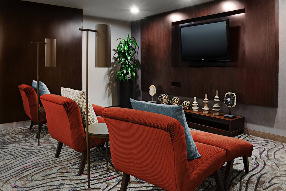 Courtyard By Marriott Miami Downtown 32/52