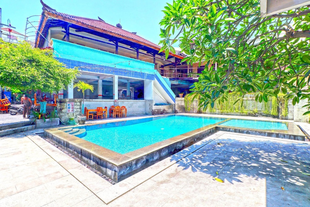Townhouse Oak Legian Near Legian Beach Formerly Sayang Maha Merta 66/69