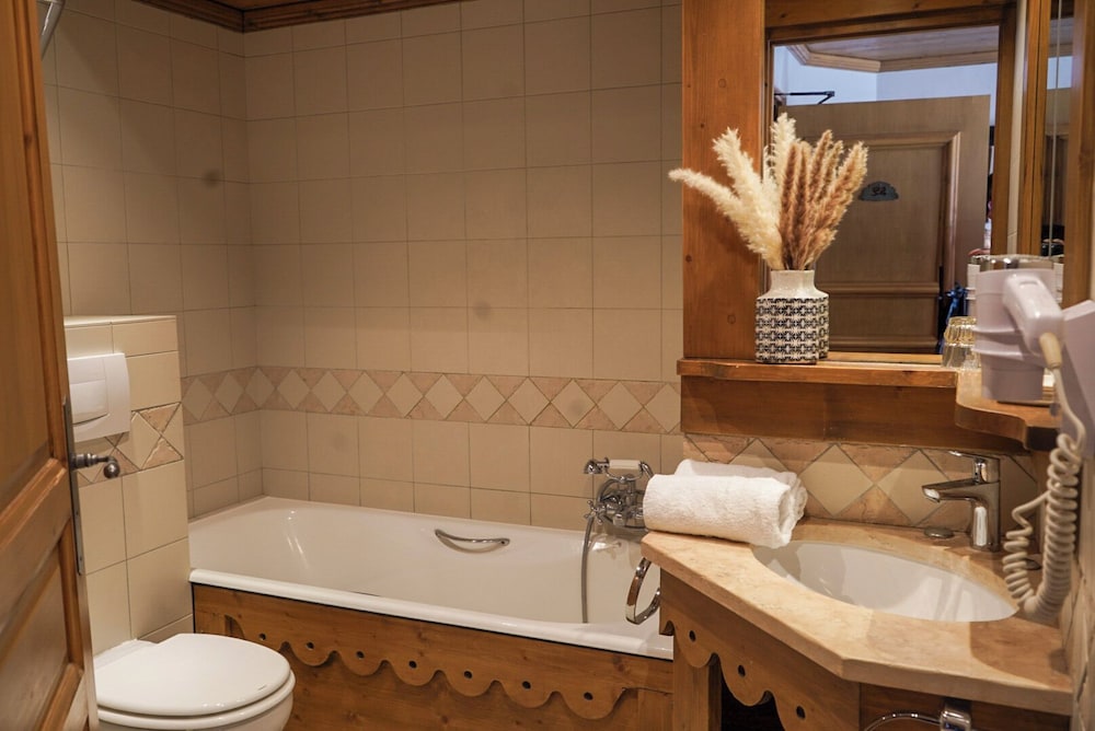 Au Vieux Moulin Hotel And Spa 42/50