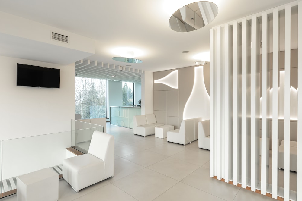 Tempus Hotel And Spa 11/50