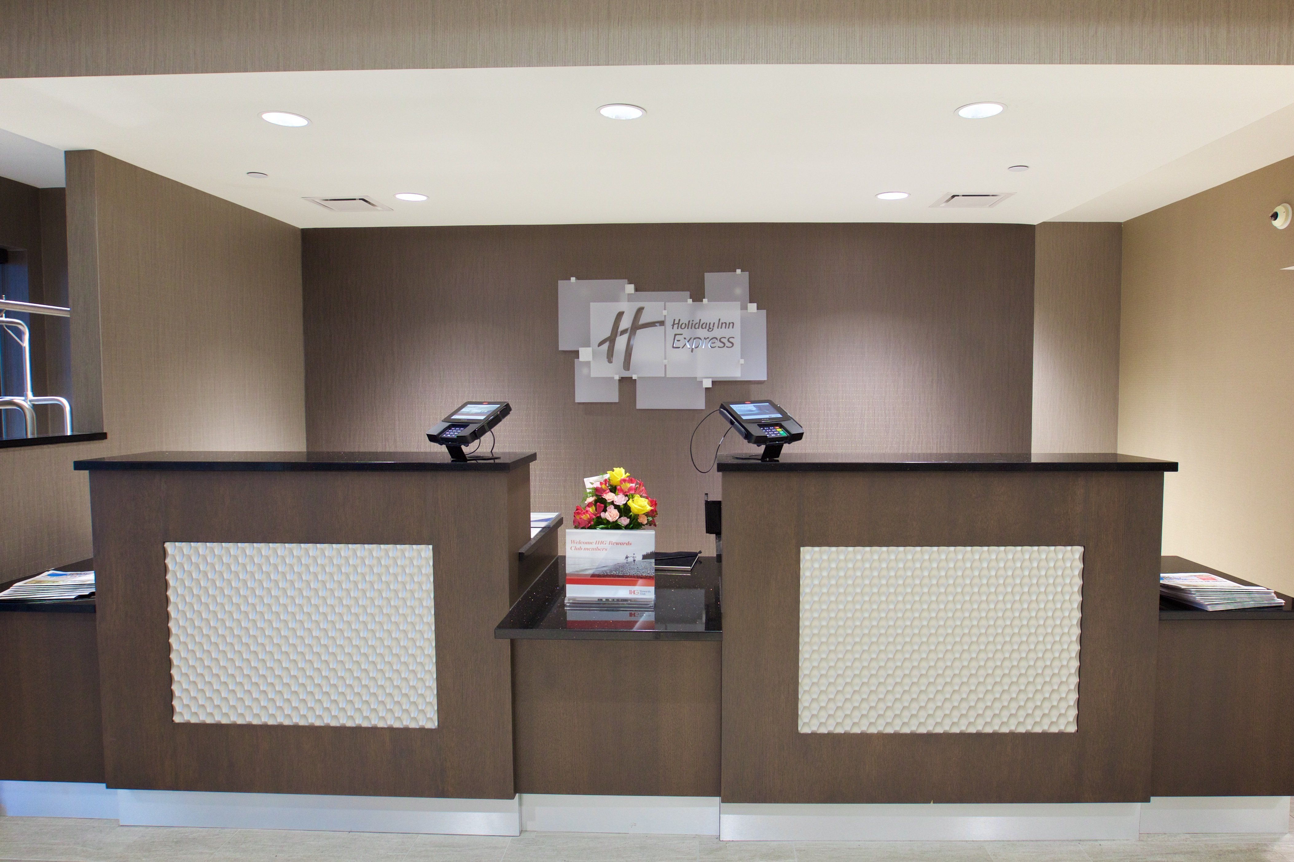 Holiday Inn Express Fargo SW - I-94 Medical Center 6/52