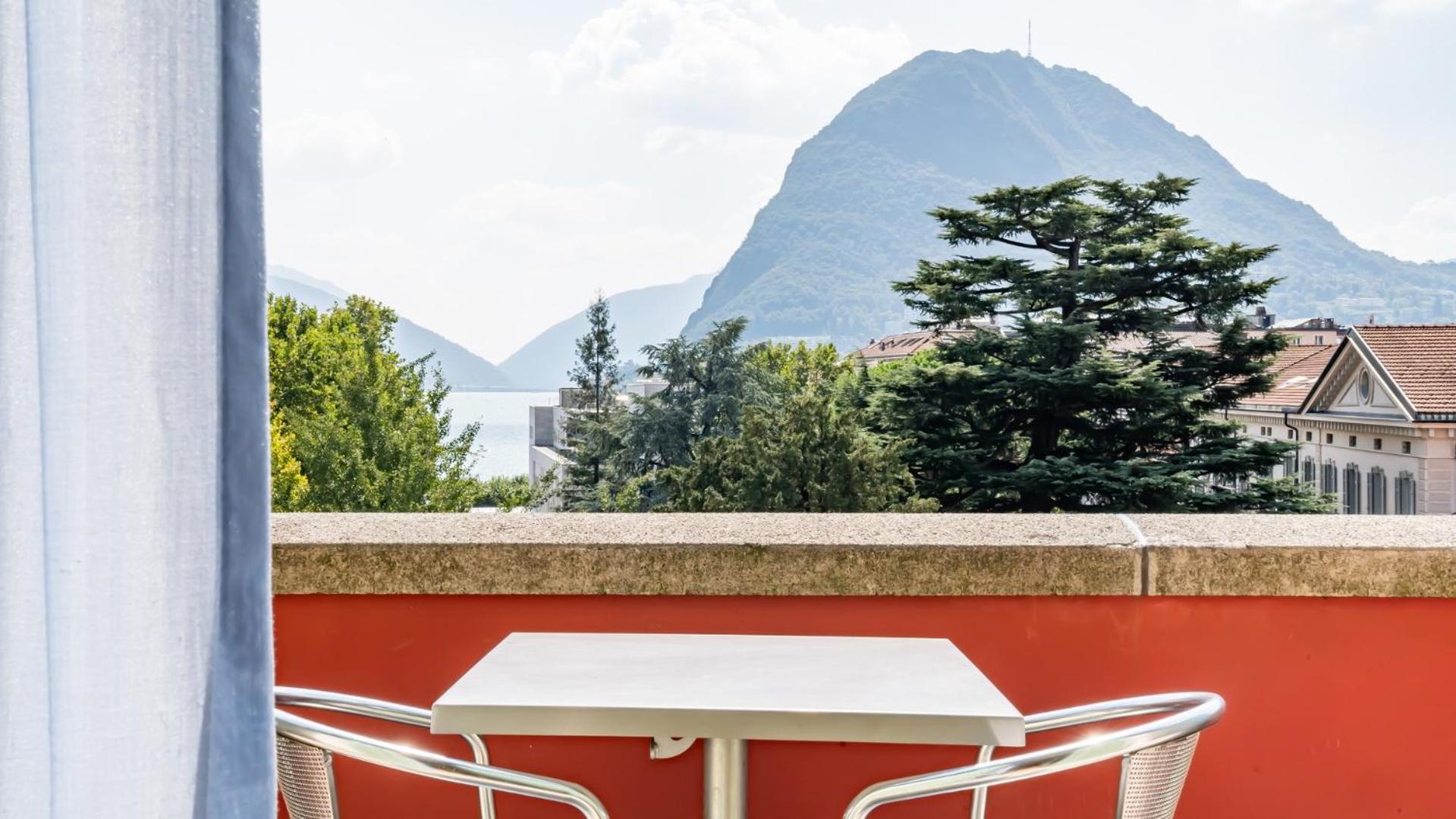 Hotel Pestalozzi Lugano 29/50