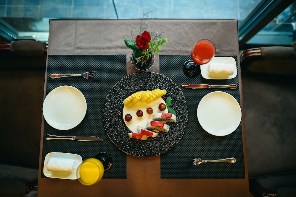 The Scarlett Boutique Hotel 33/41