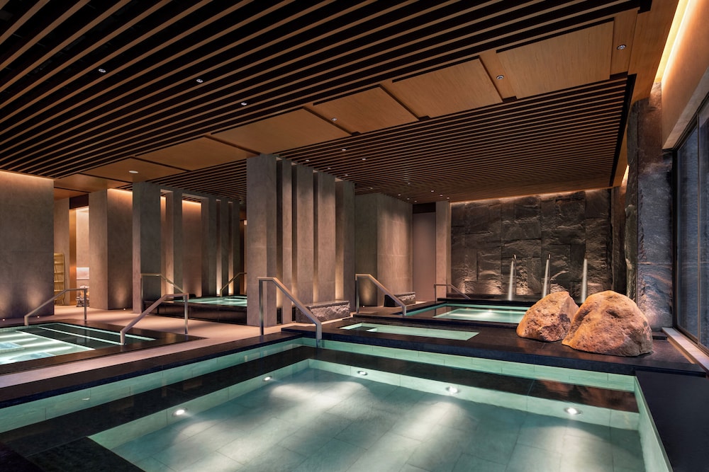 Shangri-La Putian 21/50