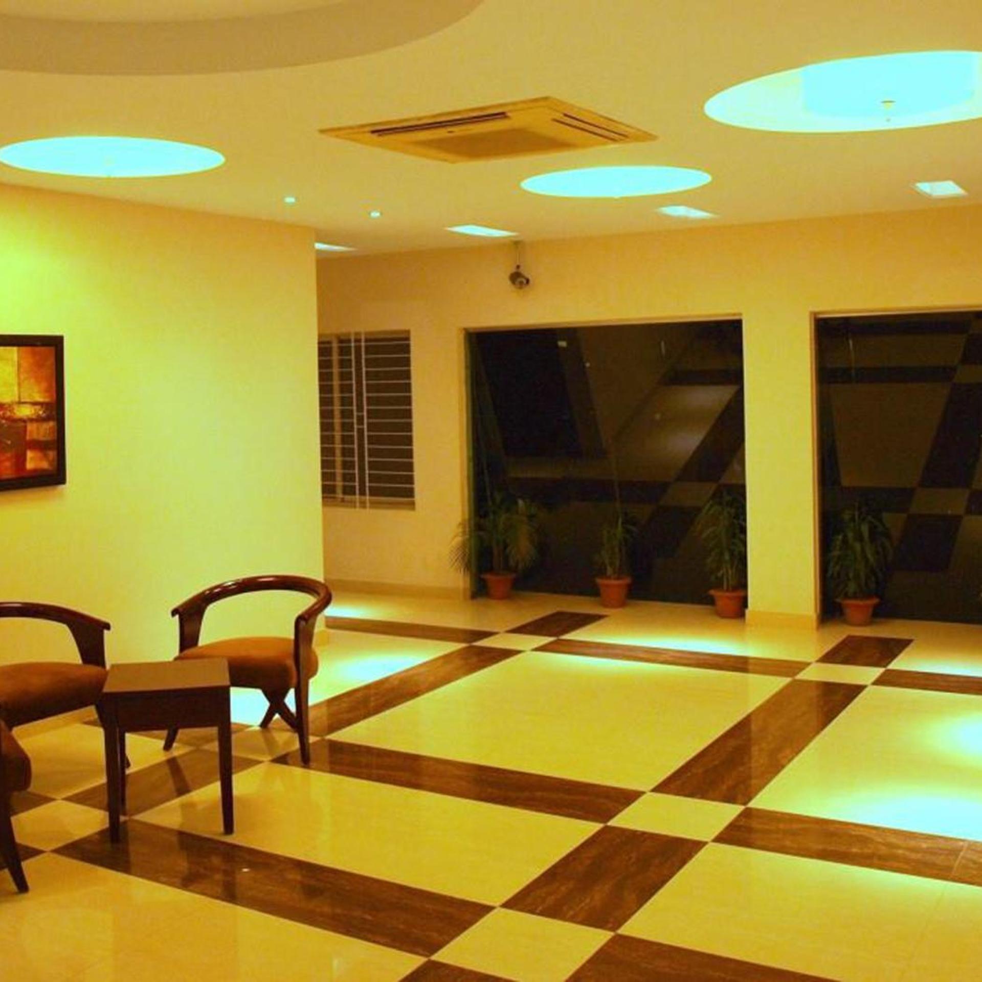 ARISTOS BOUTIQUE HOTEL 25/30