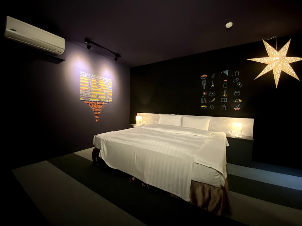 Js Hotel 52/57
