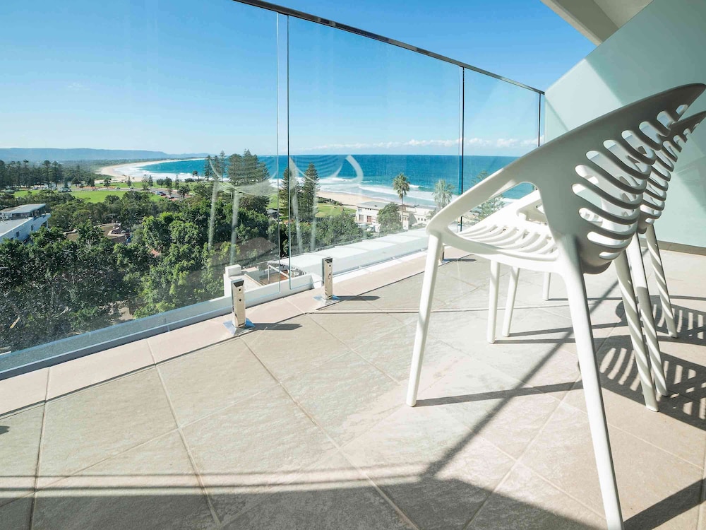 Novotel Wollongong Northbeach 40/69