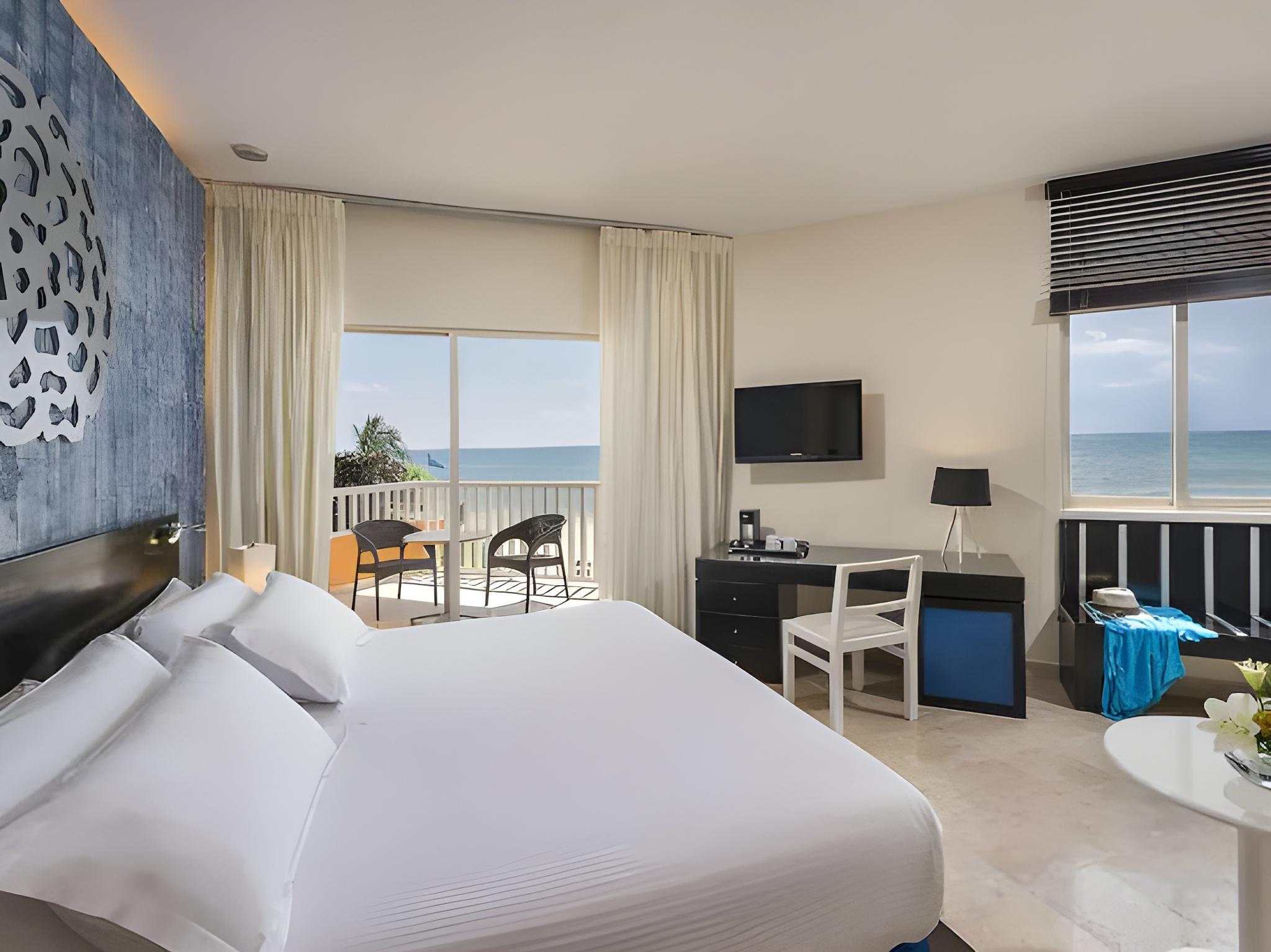 Maya, Deluxe, Sea View