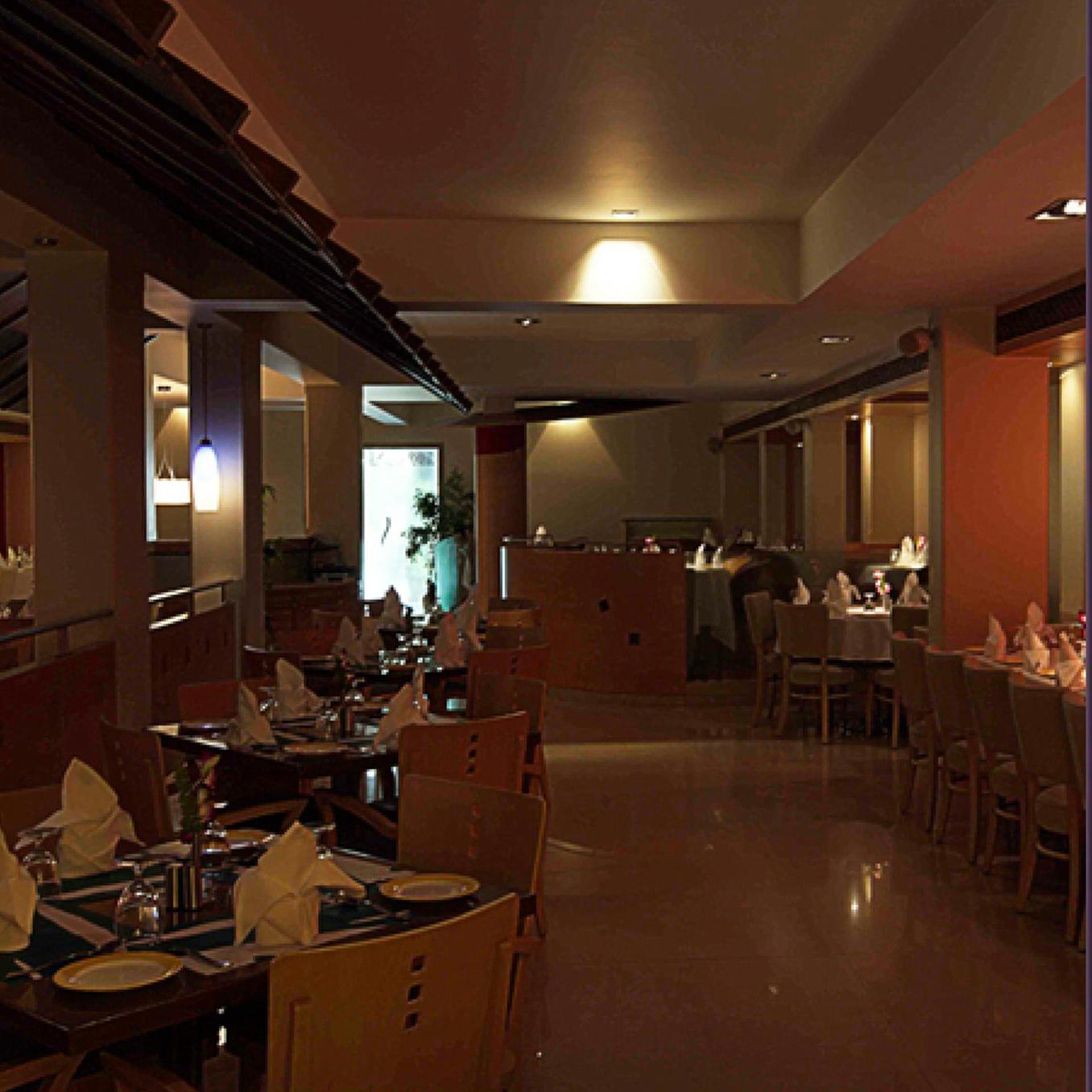The Royal Orchid Hotel Chembur 32/37