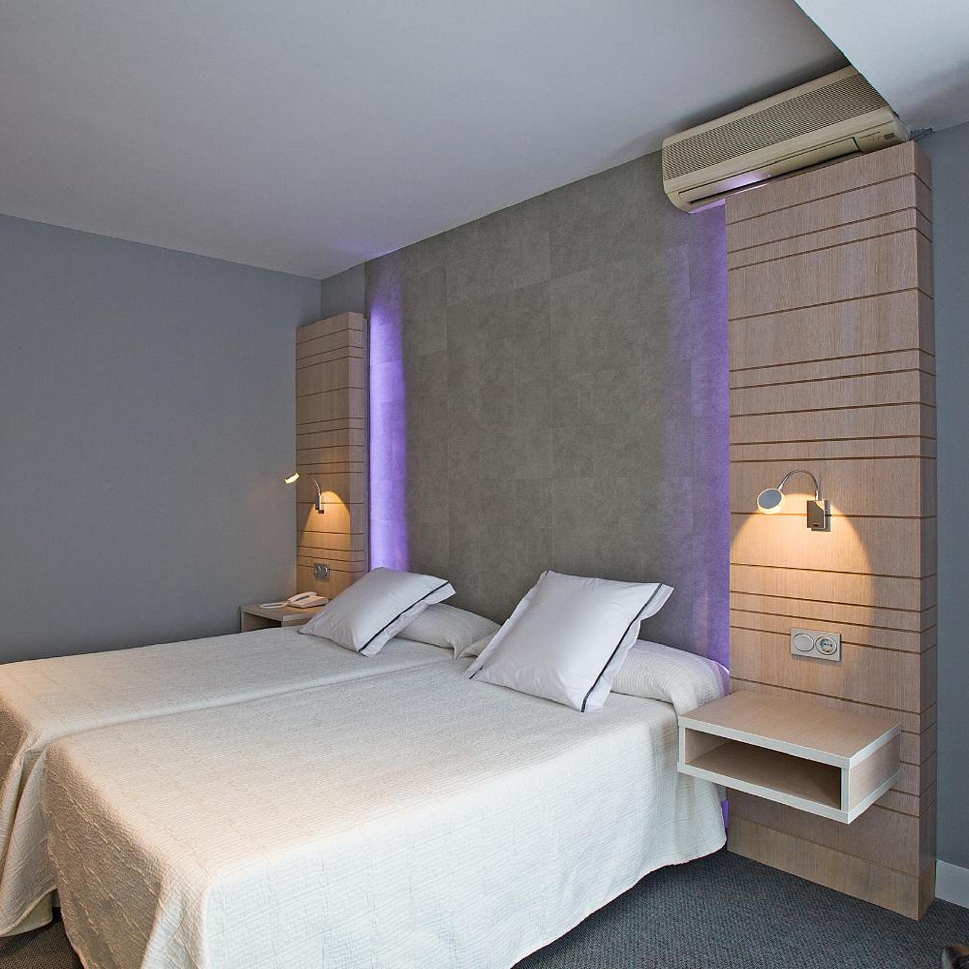 CASTILLO HOTEL 8/34