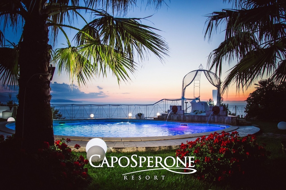 CAPOSPERONE RESORT 44/55