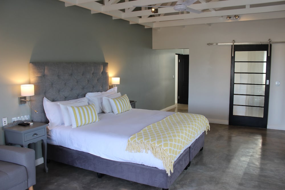 Whale Rock Luxury Lodge 26/65