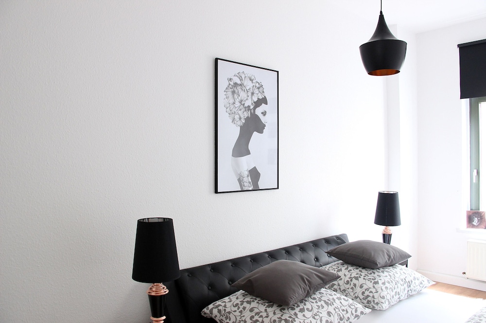 Leon Suite Apartments 41/50