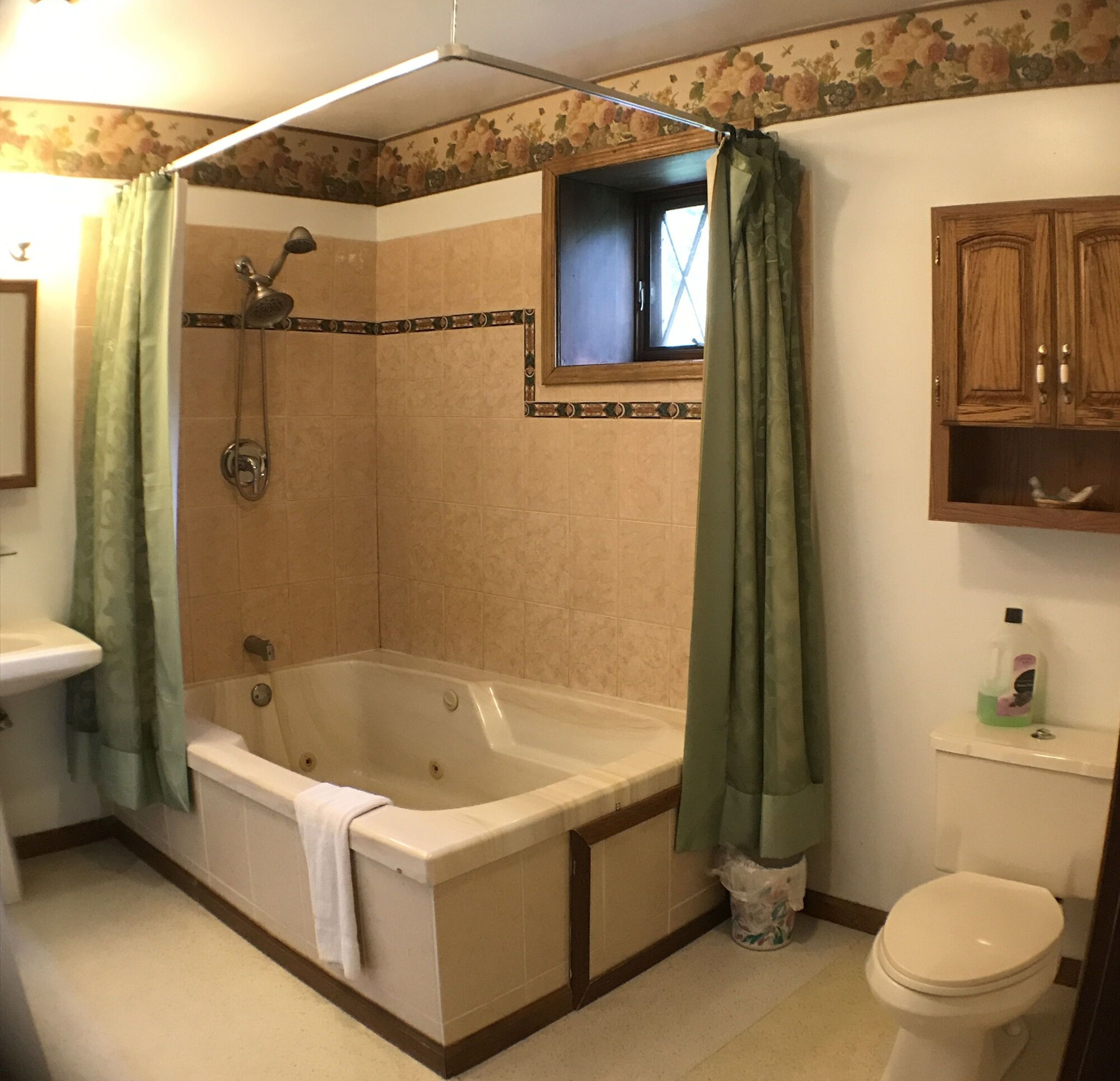 Bridal, Queen Bed