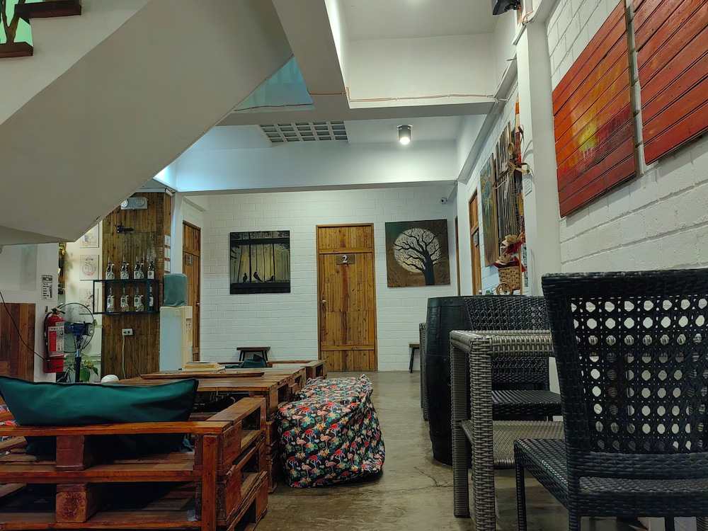 Cabins By Eco Hotel Tagaytay 53/67