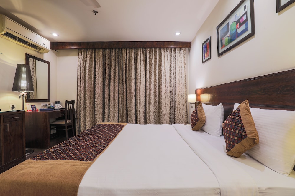 Hotel Blue Stone - Nehru Place 13/49