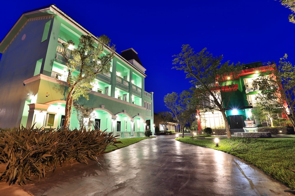 Green Resort 4/50