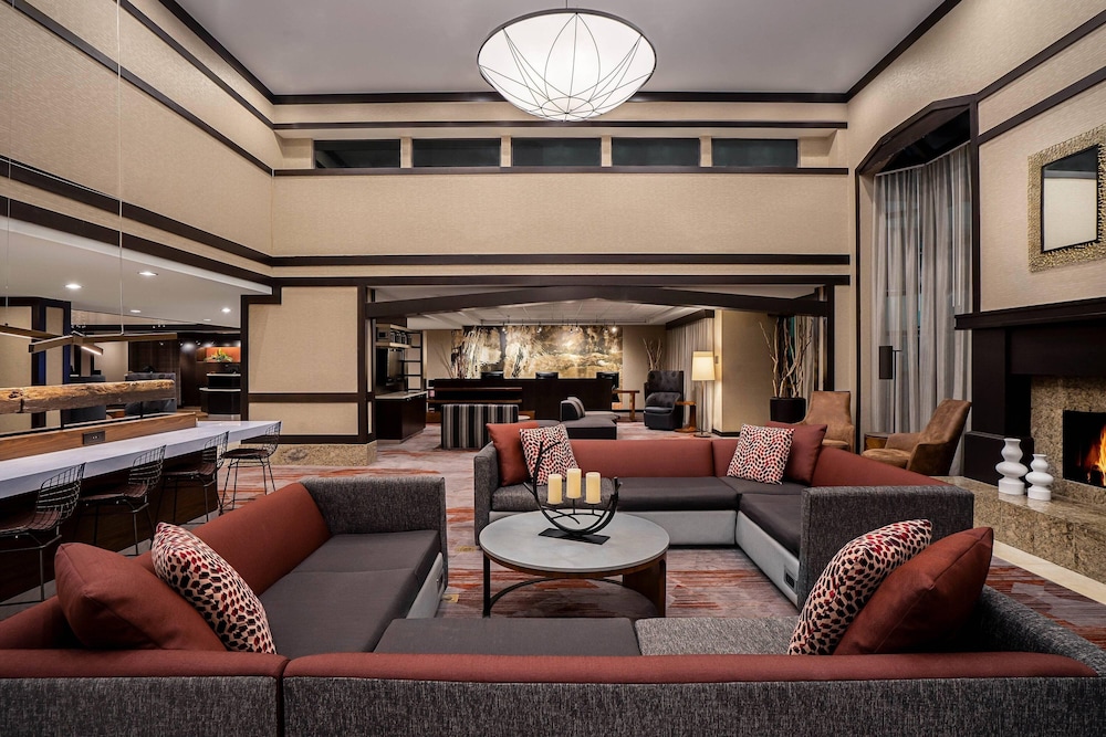Courtyard By Marriott Old Pasadena 25/41