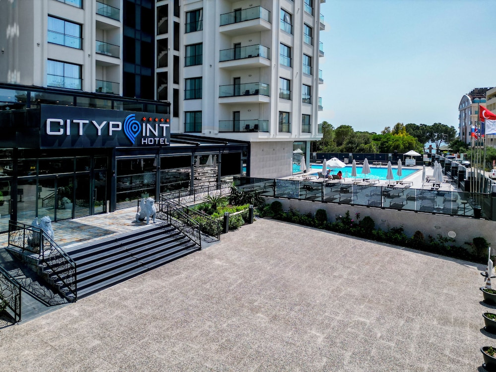 City Point Beach and Spa Hotel 46/50