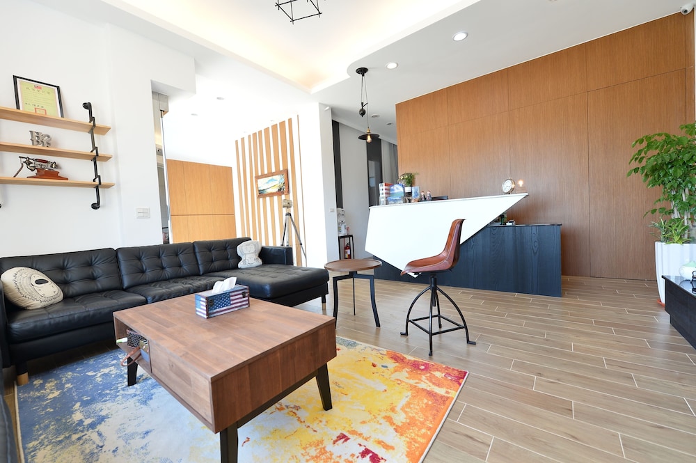 Love Tour Homestay 24/25
